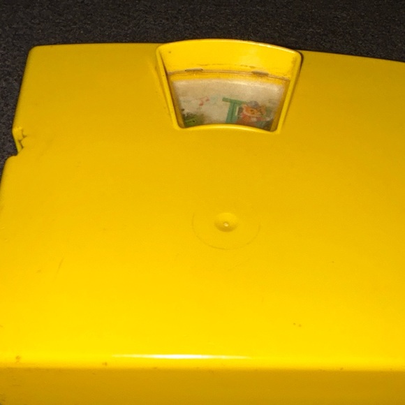 Fisher Price Music Box TV Peek A Boo Screen Vintage Toy Mary Had A Little Lamb - Picture 10 of 10